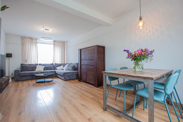 Foto 8 van Esdoornlaan 7