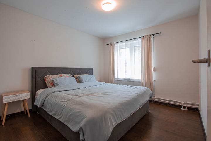 Foto 17 van Esdoornlaan 7