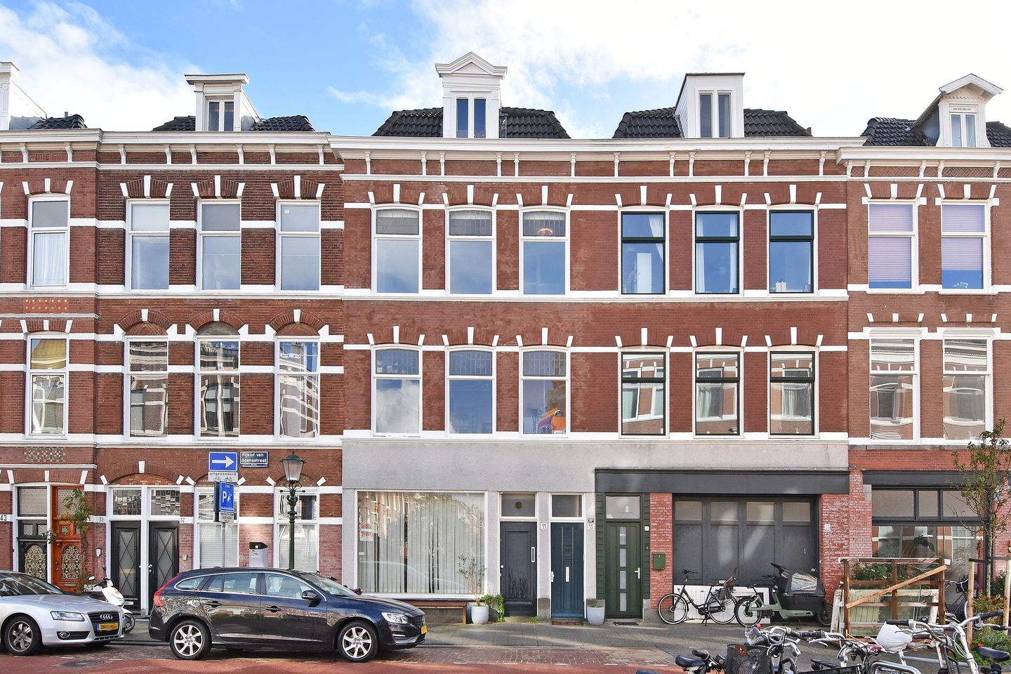 Photo 5 of Rijklof van Goensstraat 33-A