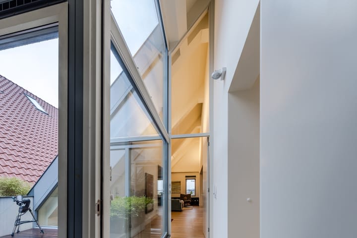 Foto 10 van Hermitage 64