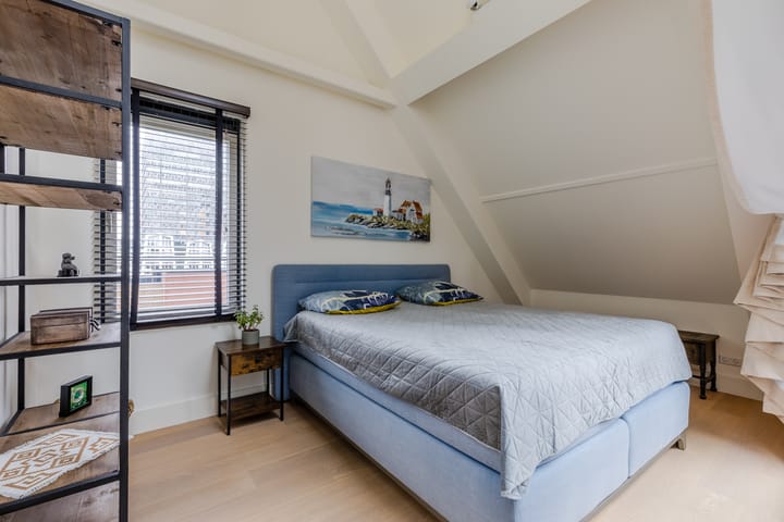 Foto 24 van Hermitage 64