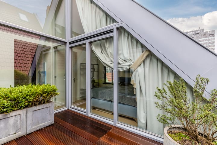 Foto 40 van Hermitage 64