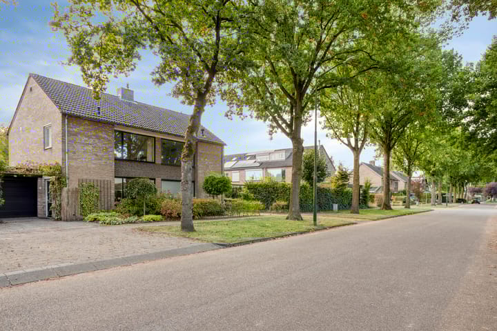 Photo 5 of Gentiaanstraat 19