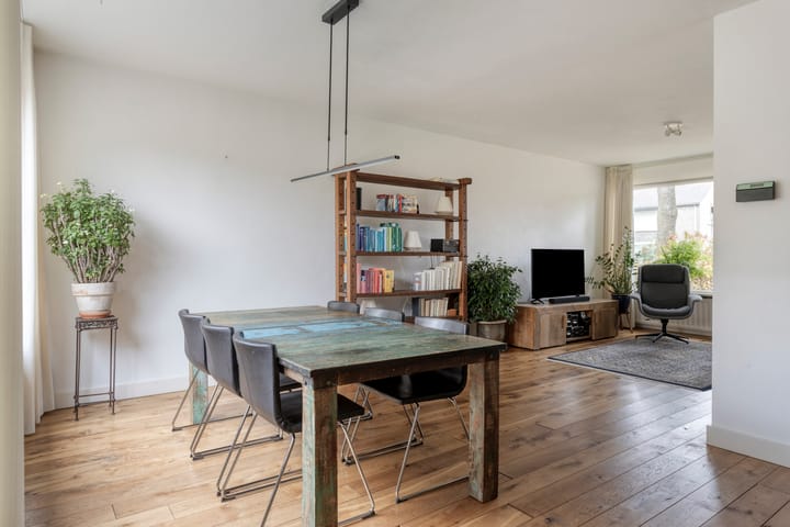 Photo 4 of Gentiaanstraat 19