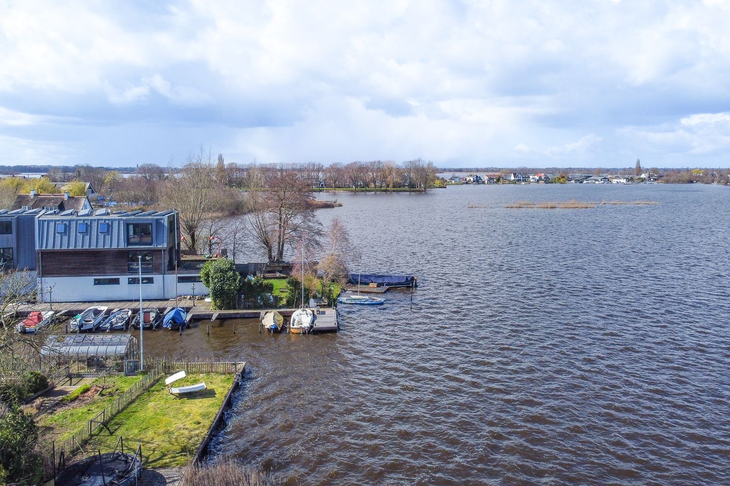 Photo 10 of Oud-Loosdrechtsedijk 242-B