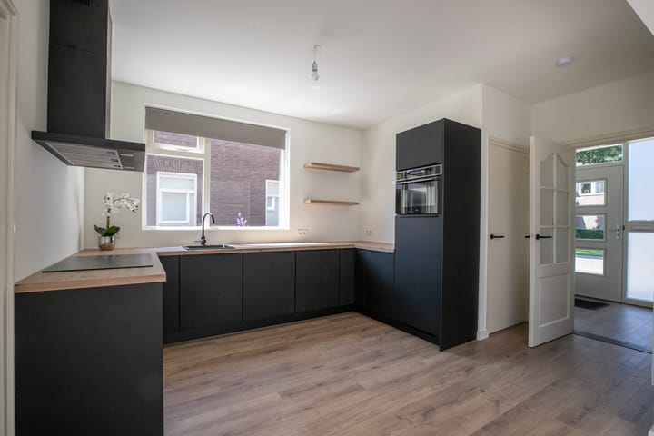 Photo 3 of Tilburgstraat 6