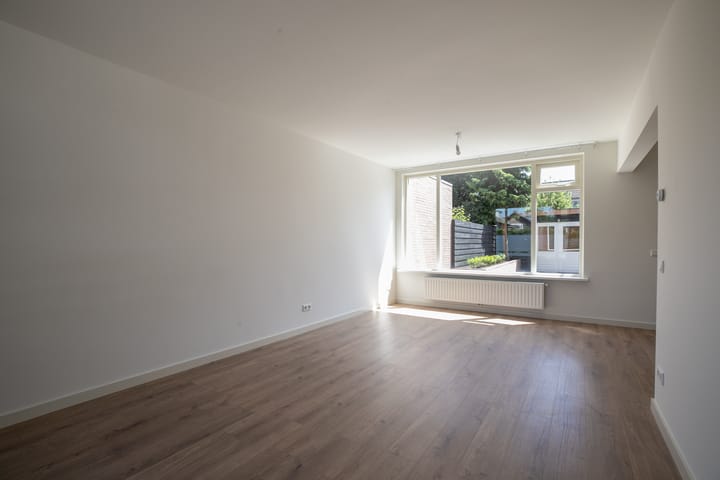 Photo 8 of Tilburgstraat 6