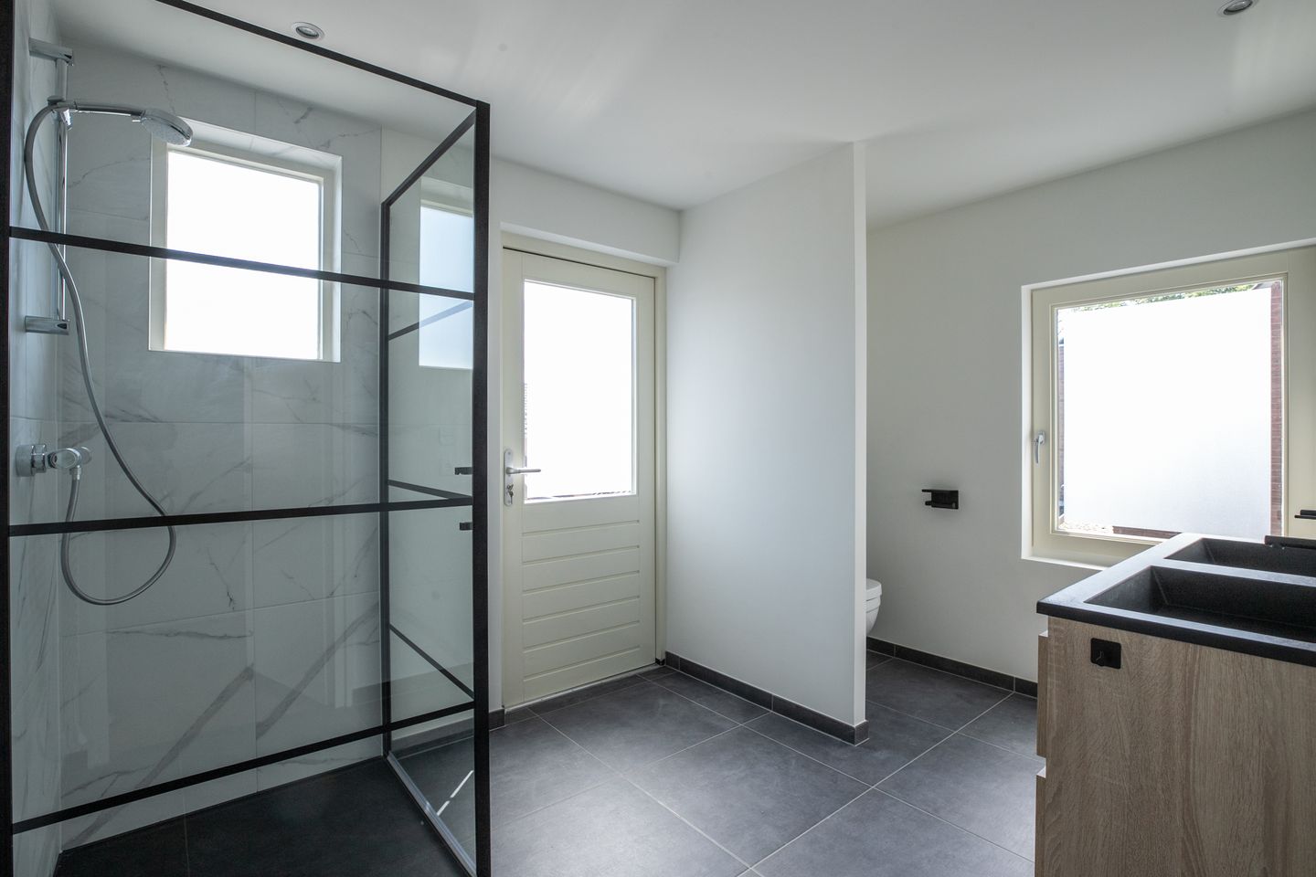 Foto 14 van Tilburgstraat 6