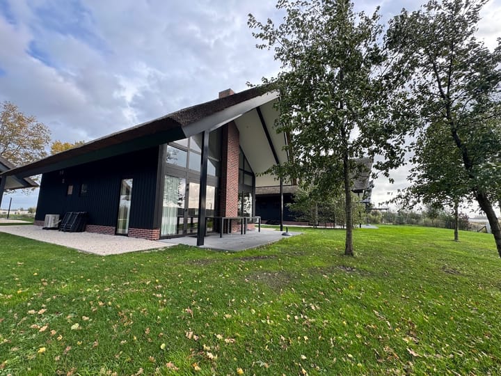 Photo 3 of Flevoweg 90-106