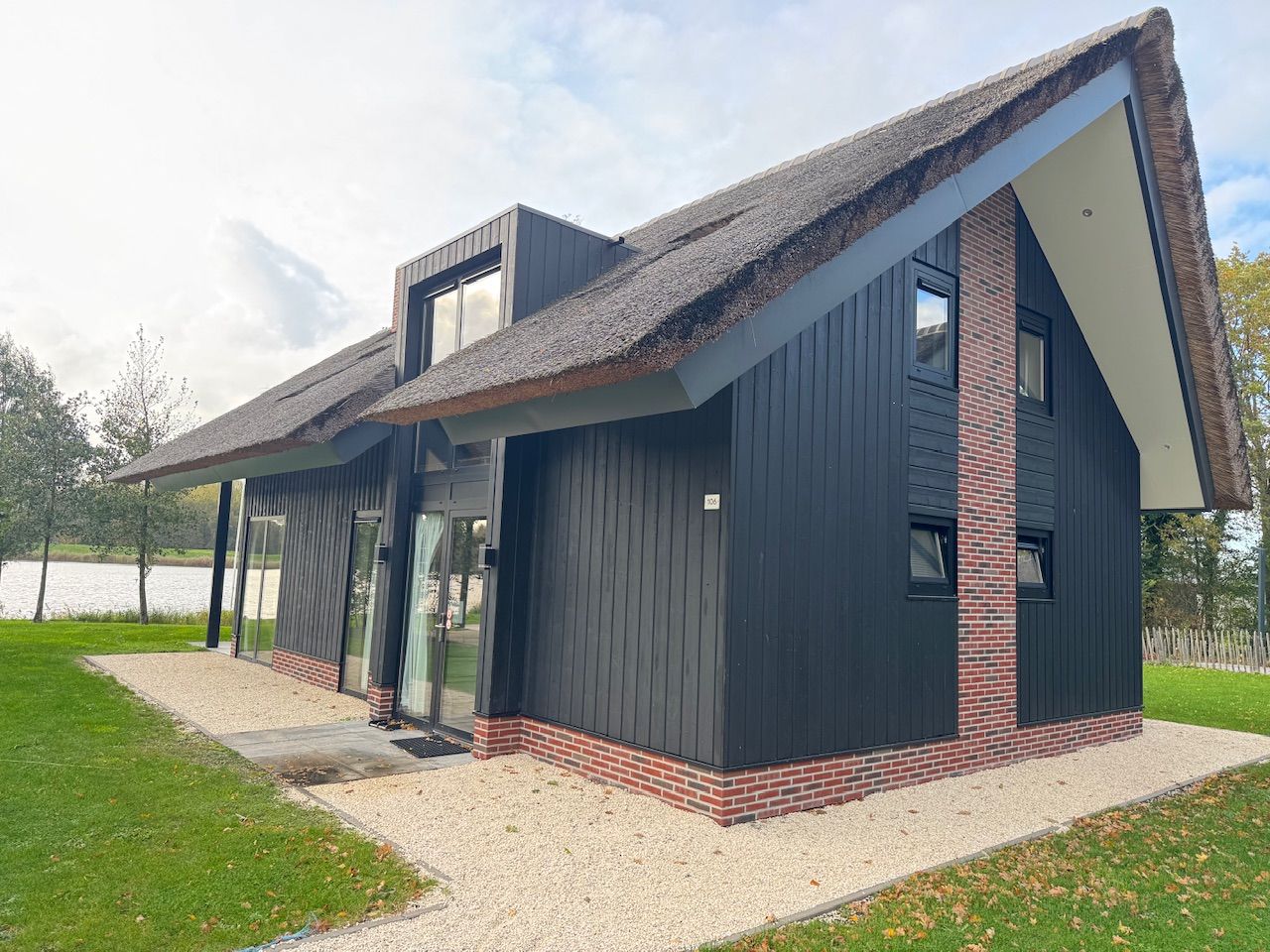 4-bedroom freehold villa in Kampen — photo 5 of 5