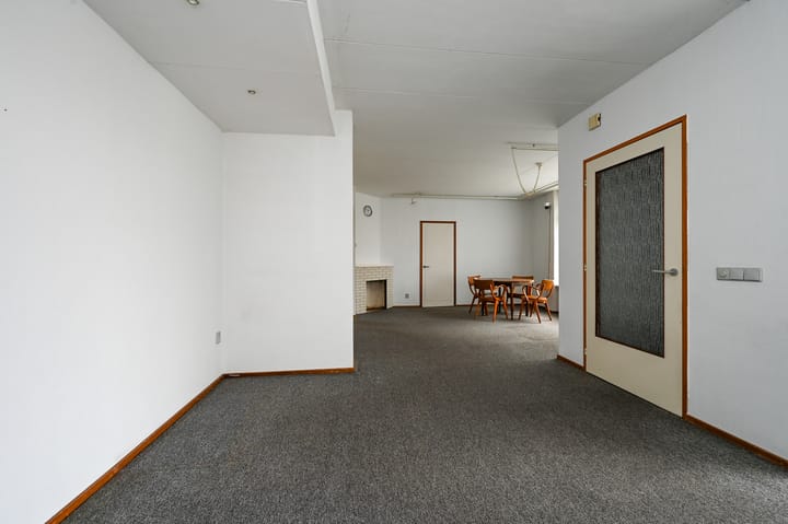 Foto 17 van Hoenderloostraat 71