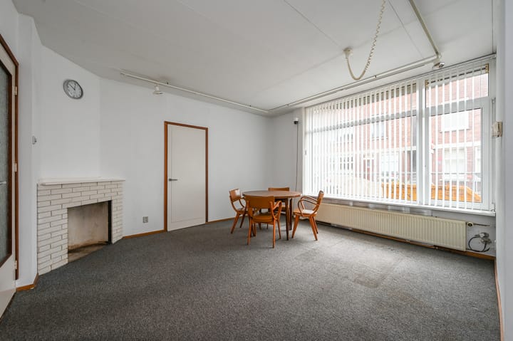 Foto 19 van Hoenderloostraat 71