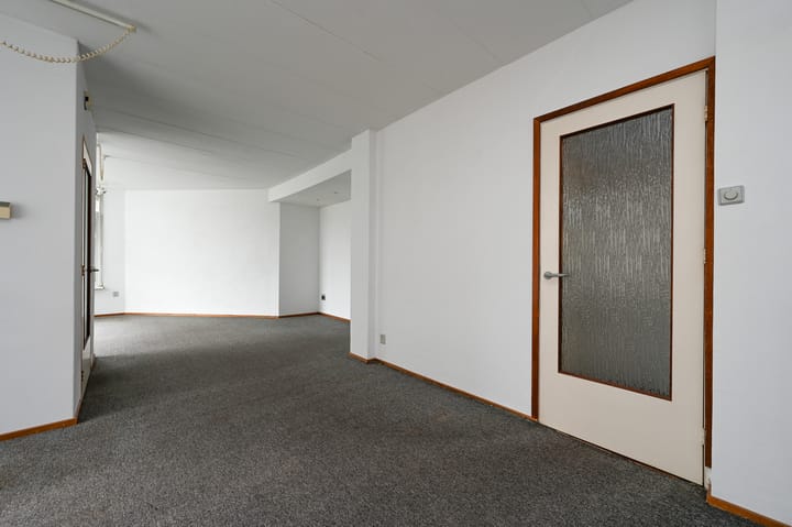 Foto 12 van Hoenderloostraat 71