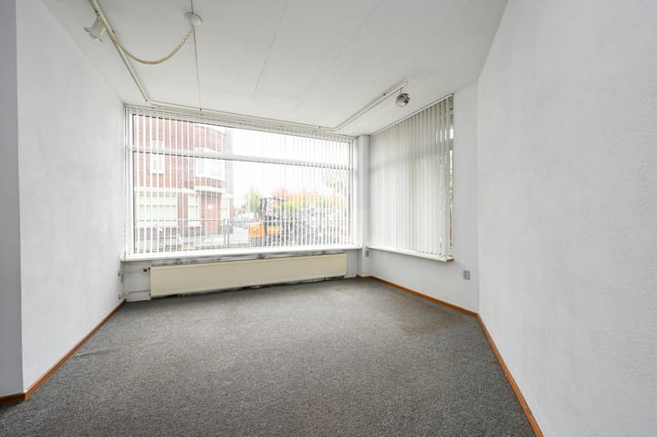 Foto 14 van Hoenderloostraat 71