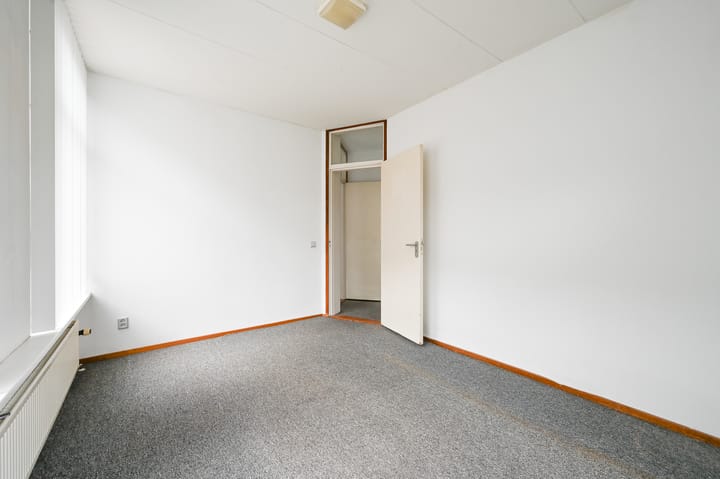 Foto 33 van Hoenderloostraat 71