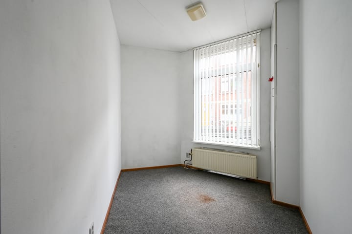 Foto 34 van Hoenderloostraat 71