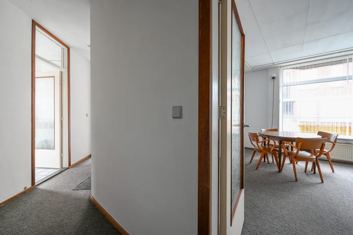 Foto 21 van Hoenderloostraat 71