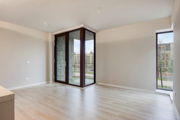 Foto 12 van Burgemeester Michiels van Kessenichpassage 5-A