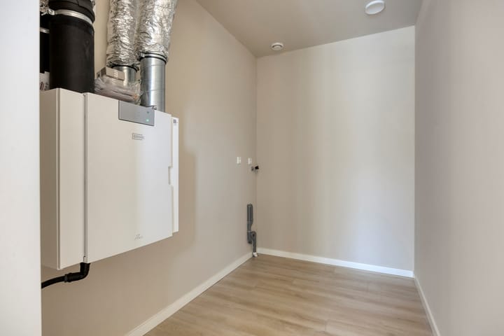 Foto 27 van Burgemeester Michiels van Kessenichpassage 5-A