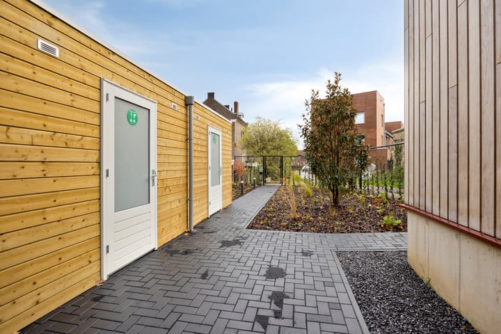 Foto 28 van Burgemeester Michiels van Kessenichpassage 5-A