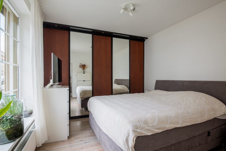 Photo 16 of Dolmansstraat 46