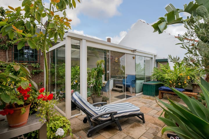 Photo 20 of Dolmansstraat 46