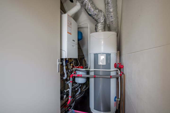 Photo 19 of Dolmansstraat 46