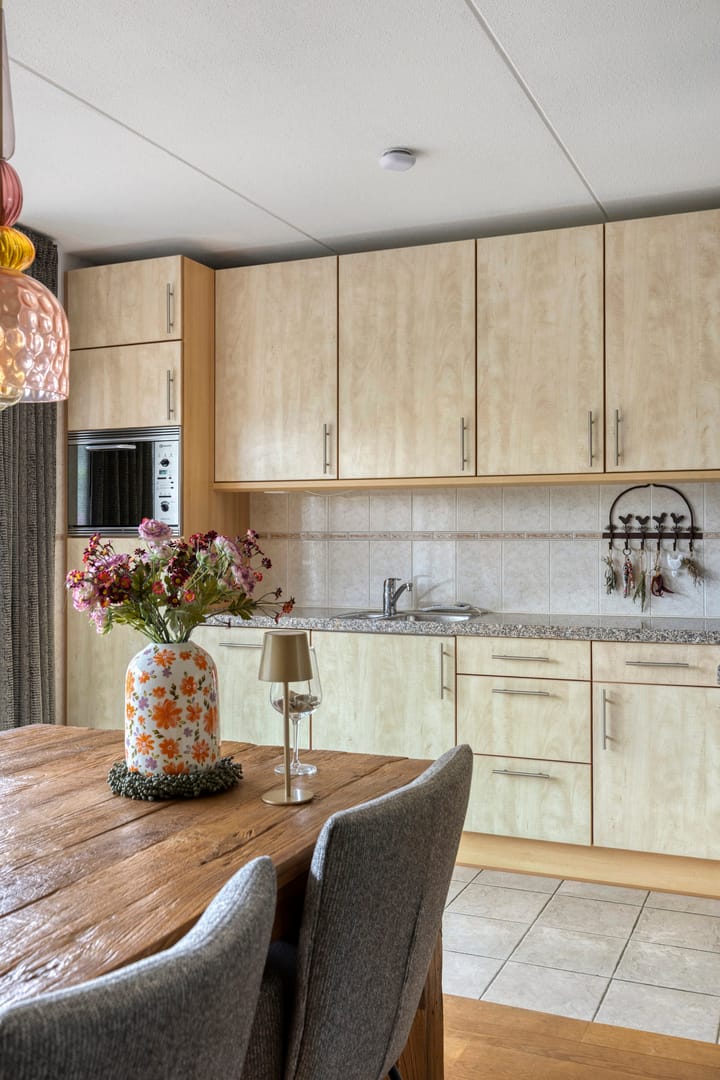 Foto 13 van Roodeschoolstraat 34