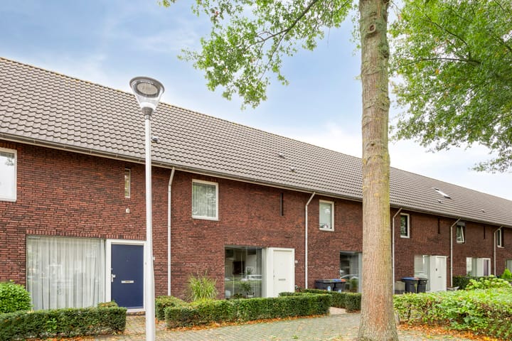 Foto 6 van Roodeschoolstraat 34