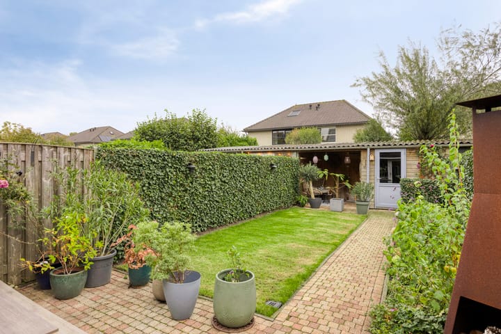 Foto 31 van Roodeschoolstraat 34