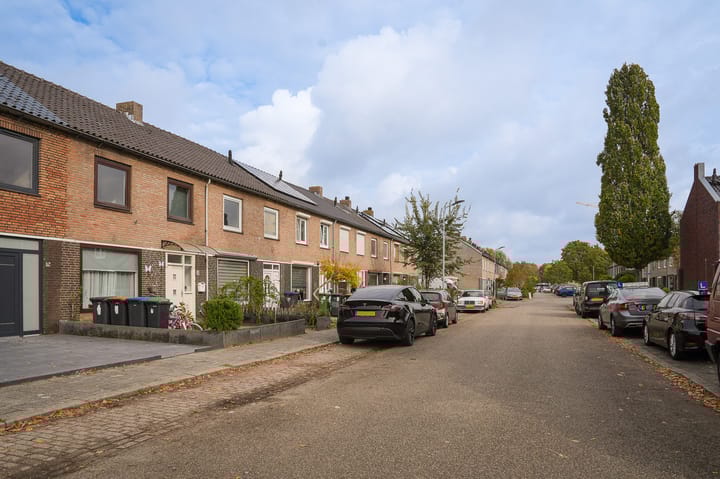 Foto 5 van Erik de Rodestraat 35