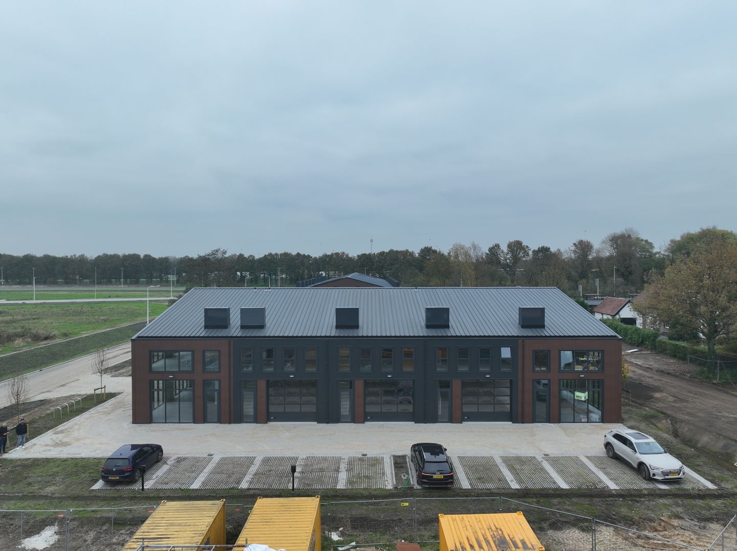 Bekijk foto 1 van De Dynamo 79