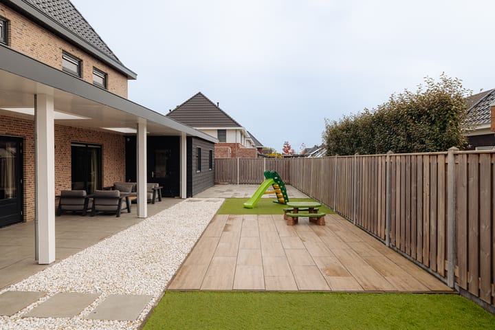 Foto 24 van Floris van Noordwijklaan 28