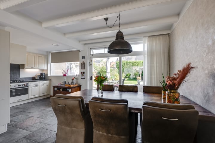 Photo 2 of Frederik van Eedenstraat 31