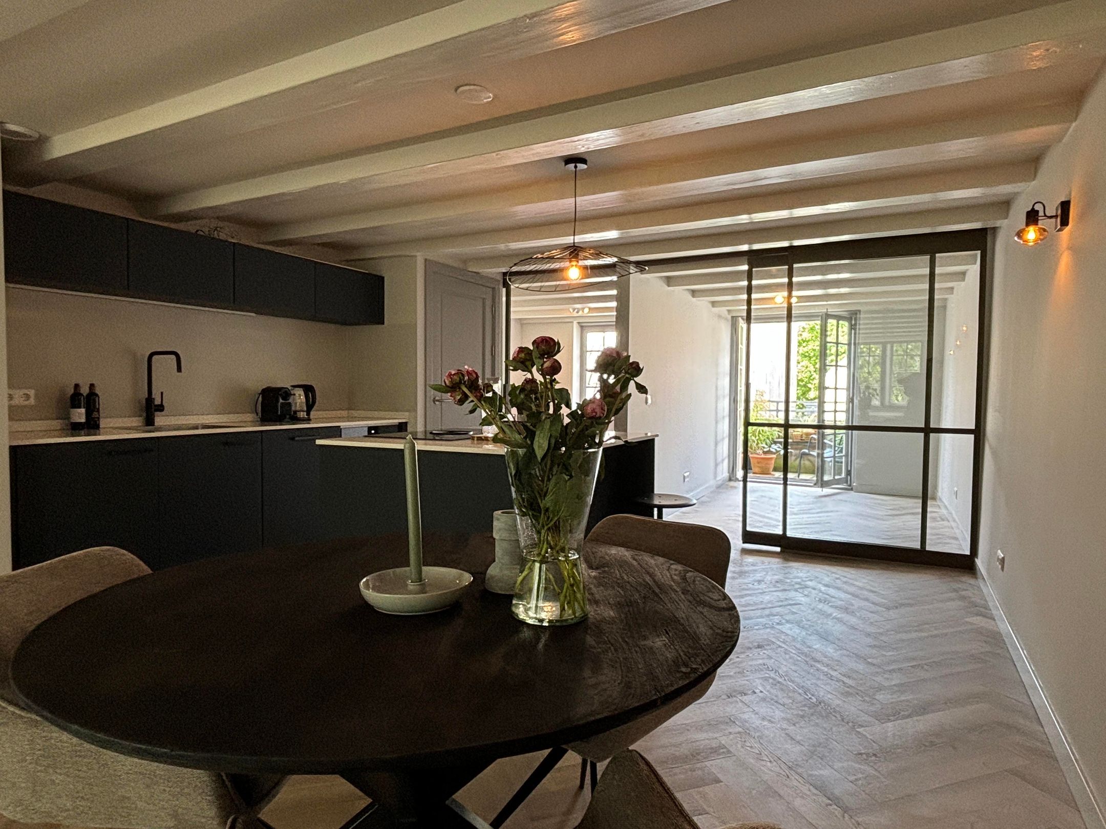 Foto 12 van Kromme Waal 20-B1