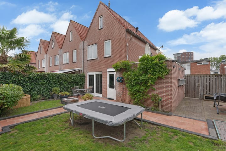 Photo 3 of Simon de Vliegerlaan 36-A