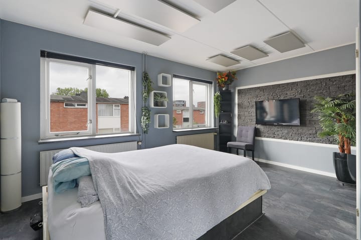 Photo 20 of Simon de Vliegerlaan 36-A