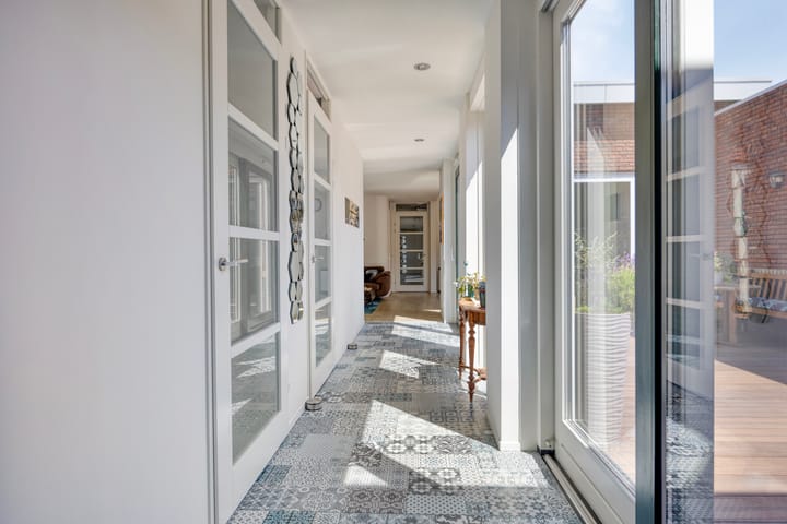 Foto 11 van Regenboog 9