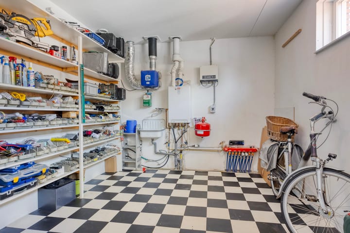 Foto 25 van Regenboog 9