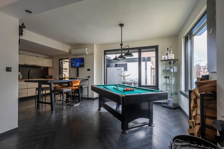 Photo 6 of Heiveldstraat 61