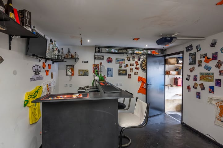 Photo 11 of Heiveldstraat 61