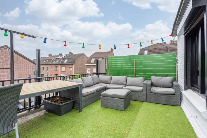 Photo 17 of Heiveldstraat 61