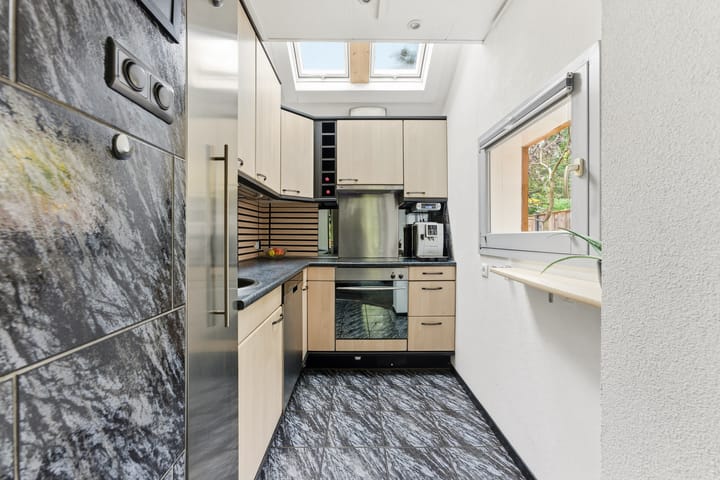 Photo 12 of Blokweerweg 16