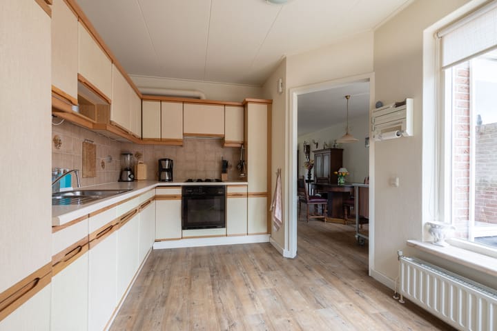 Photo 13 of Van Effrinkstraat 23