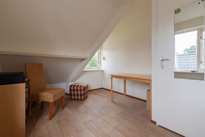 Photo 24 of Van Effrinkstraat 23