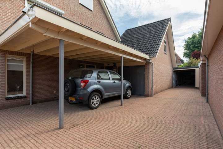 Photo 33 of Van Effrinkstraat 23