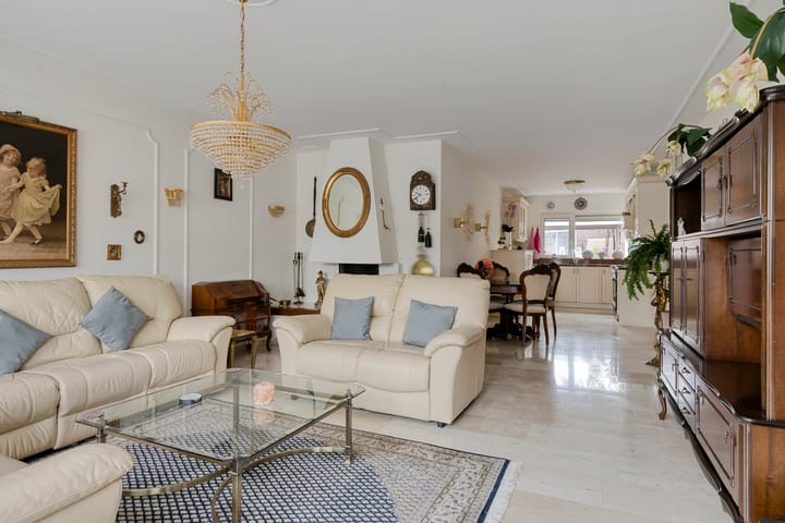 Photo 5 of Klaproos 20