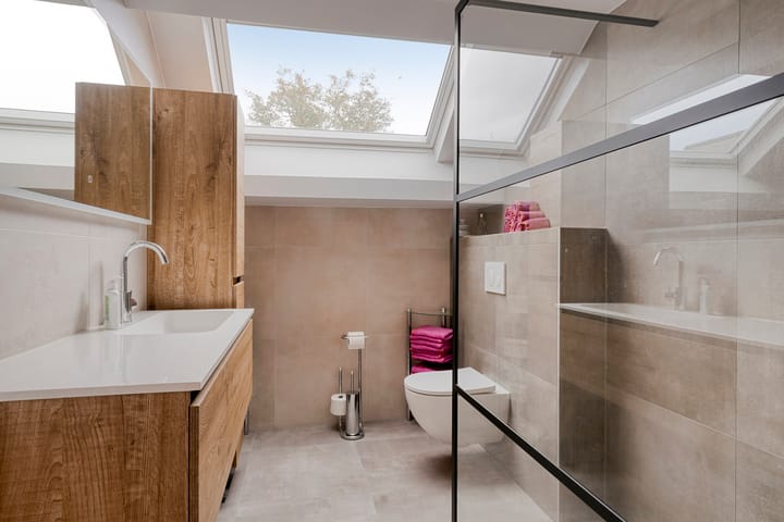 Photo 3 of Klaproos 20