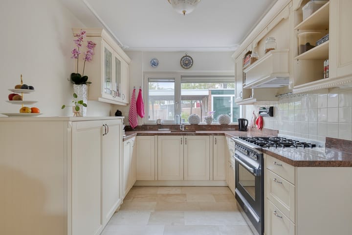 Photo 15 of Klaproos 20