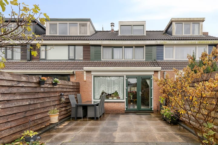 Photo 2 of Klaproos 20